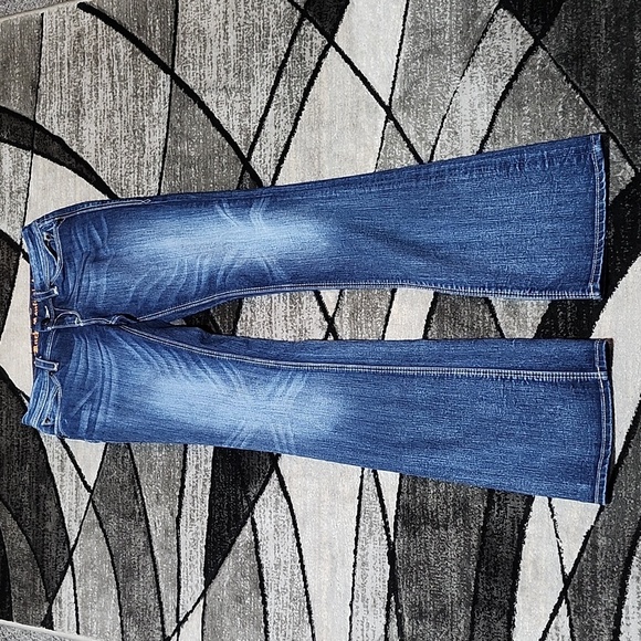 ROCK REVIVAL CHARLOTTE BLACK SEQUINS RHINESTONES EASY-FIT BOOT-LEG DENIM JEAN - Picture 5 of 16